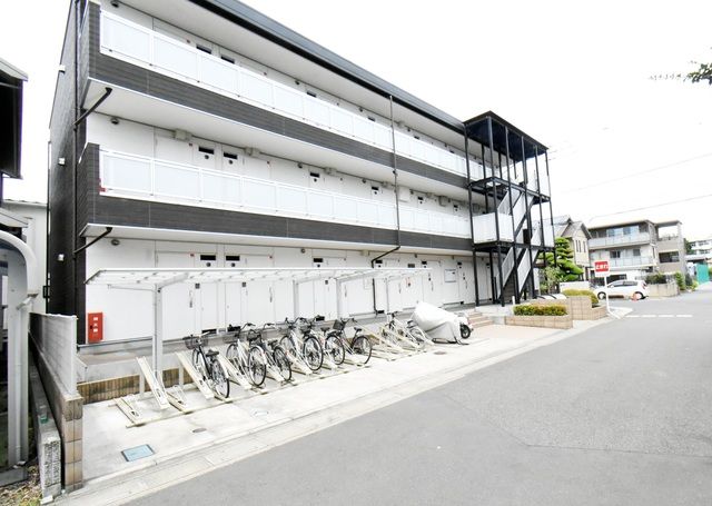 ��ʌ��������܎s�΋�厚���901-5�̃}���V�����̌����O��