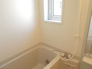 ��ʌ������s�������̃A�p�[�g�̃o�X