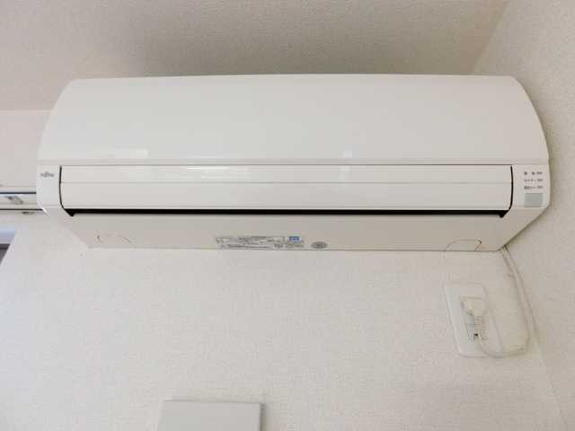 ��ʌ��k�����S�ɓޒ����Q���ڂ̃A�p�[�g�̂��̑��ݔ�