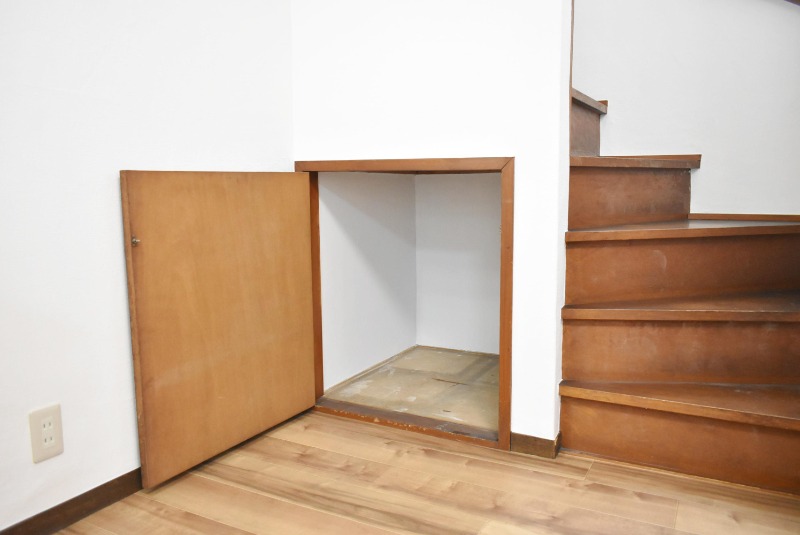 ��ʌ��n�s�����U���ڂ̃e���X�n�E�X�̂��̑�