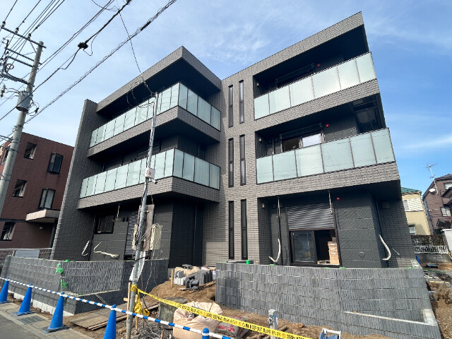 ��ʌ��������܎s�����擌��{�U���ڂ̃}���V�����̌����O��