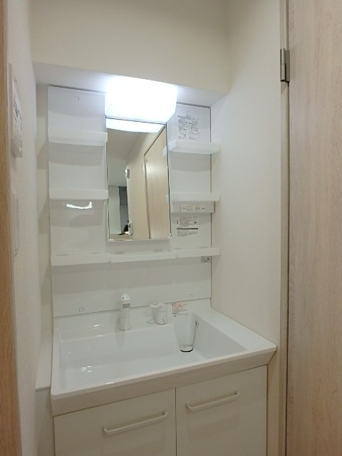 ��ʌ��������܎s�k�擌�听���P���ڂ̃}���V�����̐��ʏ�