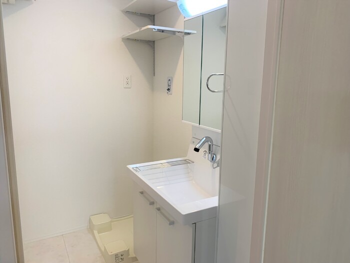 ��ʌ��z�J�s��z�J�P���ڂ̃A�p�[�g�̐��ʏ�