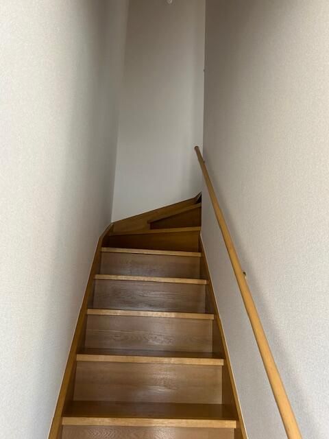 ��ʌ������s����Q���ڂ̃e���X�n�E�X�̂��̑�