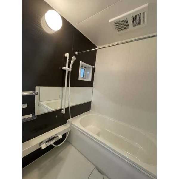 ��ʌ��������܎s���搼��{�P���ڂ̃^�E���n�E�X�̃o�X