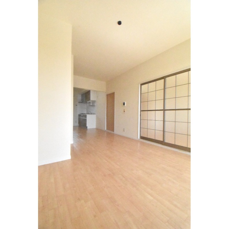 ��ʌ��������܎s������厚�@���̃A�p�[�g�̋��ԁE���r���O