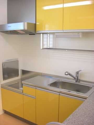 ��ʌ��������܎s��{��V�����Q���ڂ̃A�p�[�g�̃L�b�`��