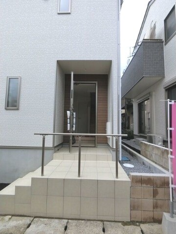 ��ʌ��z�J�s�厚��\�Y�̈�ˌ��ẴG���g�����X