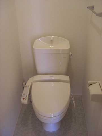 ��ʌ��������܎s��{��V�����Q���ڂ̃A�p�[�g�̃g�C��