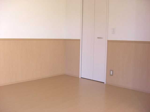 ��ʌ��������܎s��{��V�����Q���ڂ̃A�p�[�g�̂��̑�