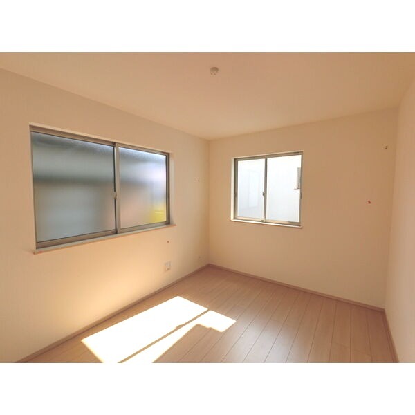 ��ʌ��z�J�s�厚��\�Y�̈�ˌ��Ă̂��̑������E�X�y�[�X