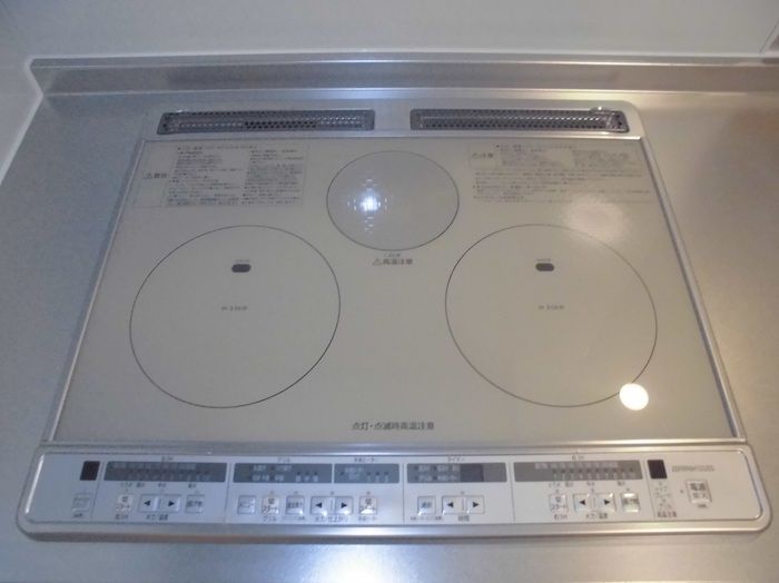 ��ʌ��������܎s��΋�������P���ڂ̃A�p�[�g�̃L�b�`��