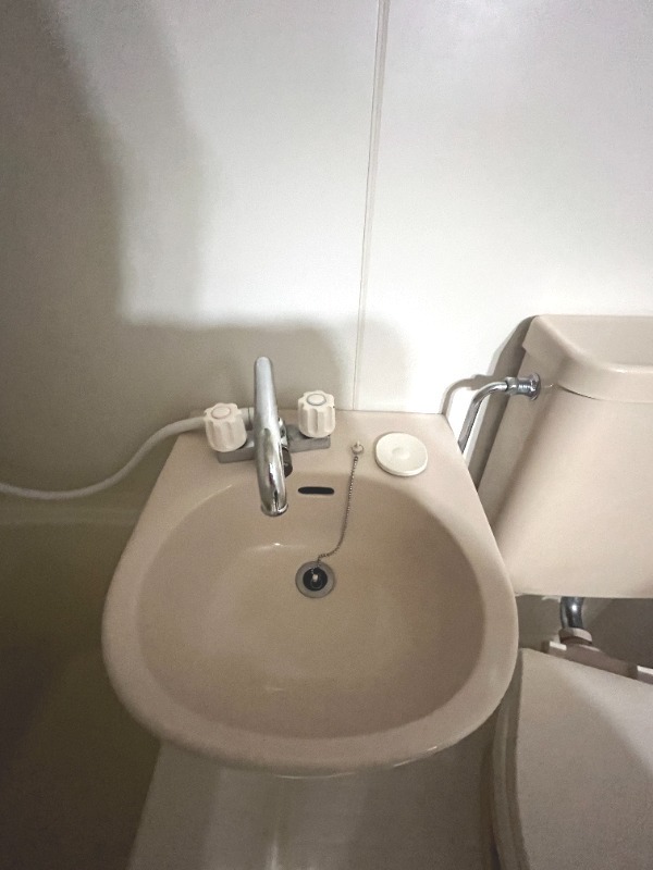 ��ʌ��������܎s��΋擌��΂S���ڂ̃}���V�����̐��ʏ�