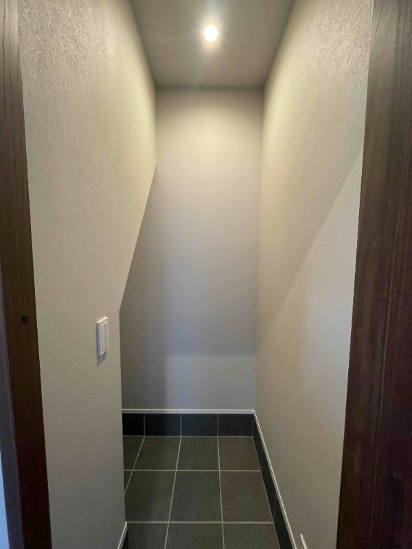 ��ʌ�����s�㒬�Q���ڂ̃A�p�[�g�̎��[