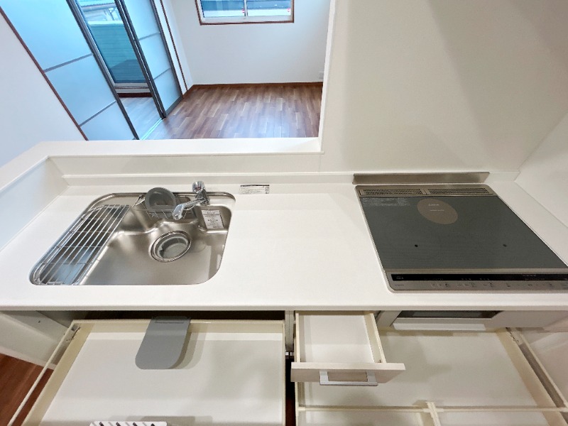 ��ʌ��������܎s�k��{�����R���ڂ̃A�p�[�g�̃L�b�`��