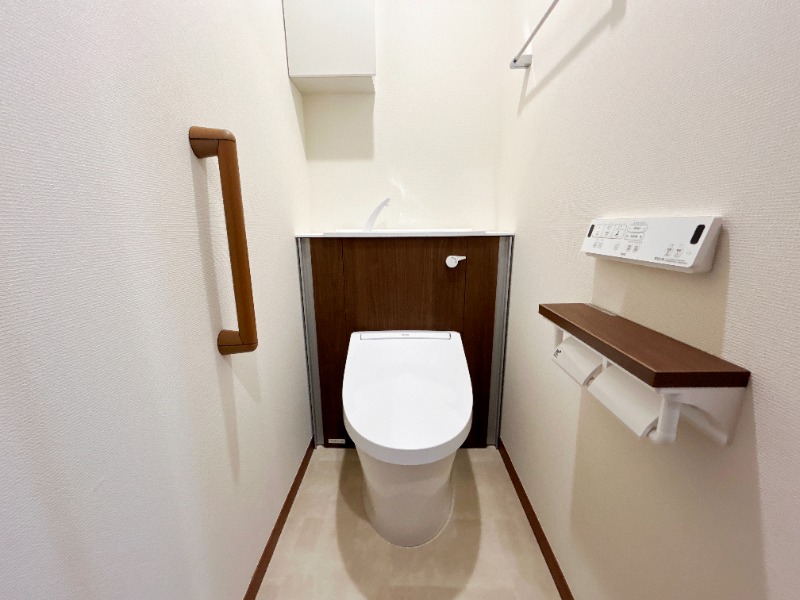 ��ʌ��������܎s�k��{�����R���ڂ̃A�p�[�g�̃g�C��