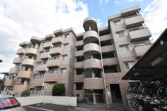 ��ʌ��������܎s�΋擌�Y�a�Q����10-1�̃}���V�����̌����O��