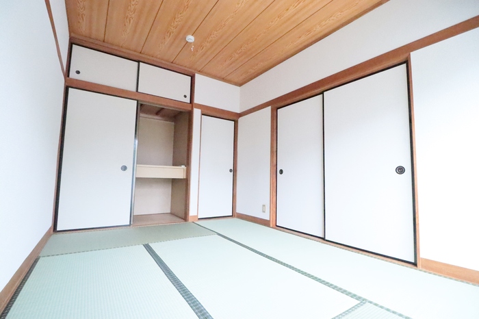 ��ʌ��������܎s�k��{�����̃A�p�[�g�̂��̑������E�X�y�[�X