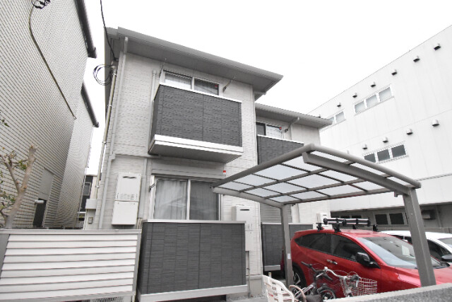 ��ʌ��������܎s�k��{�����R���ڂ̃A�p�[�g�̌����O��