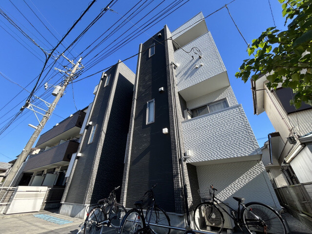 ��ʌ��������܎s����厚�w��̃A�p�[�g�̌����O��