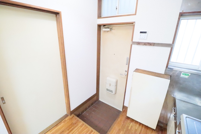 ��ʌ��������܎s�k��{�����̃A�p�[�g�̌���