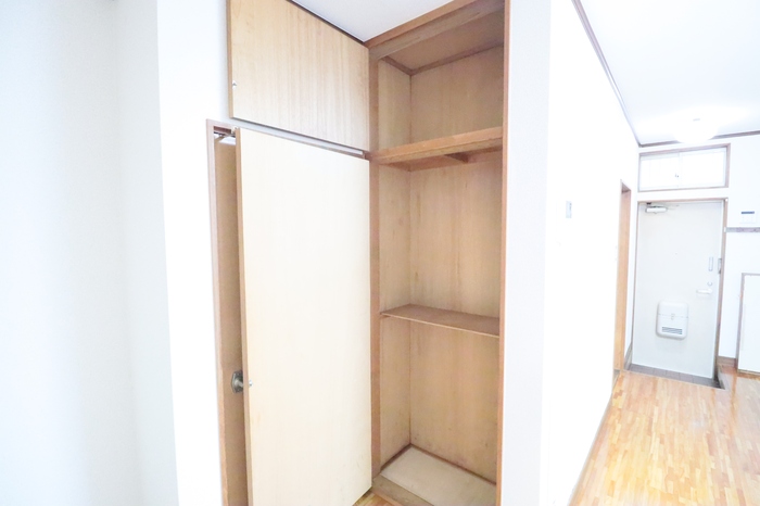 ��ʌ��������܎s�k��{�����̃A�p�[�g�̎��[