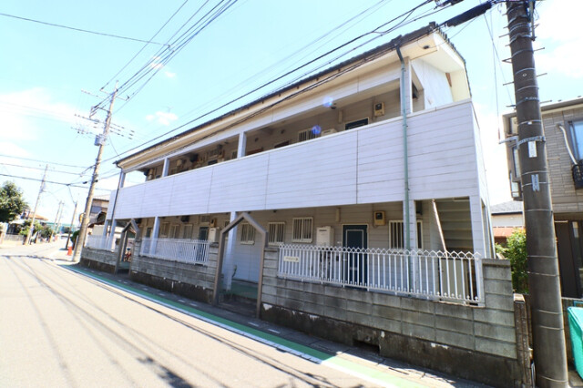 ��ʌ��������܎s�k��{�����̃A�p�[�g�̃G���g�����X