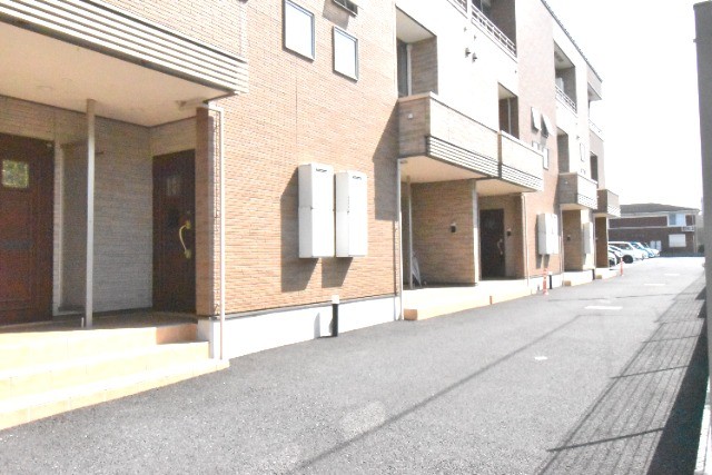 ��ʌ��������܎s�΋�厚���̃A�p�[�g�̃G���g�����X