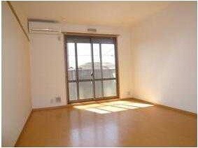 ��ʌ�����s���ȂP���ڂ̃A�p�[�g�̋��ԁE���r���O