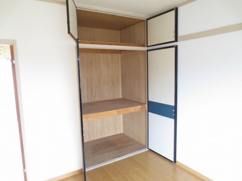 ��ʌ�����s���P���ڂ̃A�p�[�g�̎��[