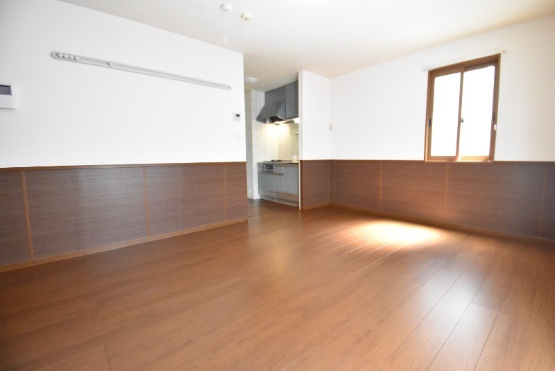 ��ʌ��������܎s�k��{�����S���ڂ̃A�p�[�g�̋��ԁE���r���O