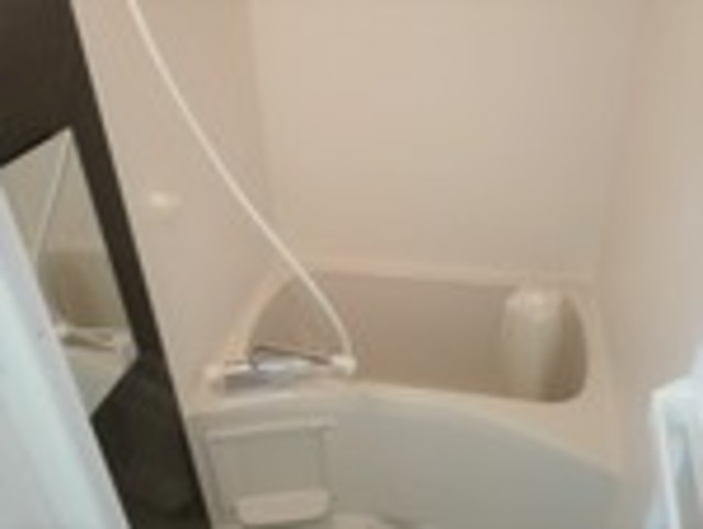 ��ʌ��������܎s�k��A�|���P���ڂ̃A�p�[�g�̃o�X