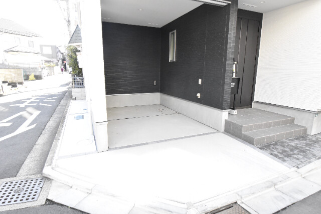 ��ʌ��������܎s����쌳�h�Q���ڂ̈�ˌ��Ă̒��ԏ�