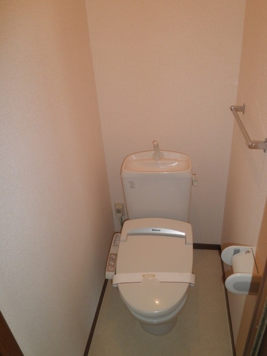 ��ʌ��������܎s�k��{�����S���ڂ̃A�p�[�g�̃g�C��