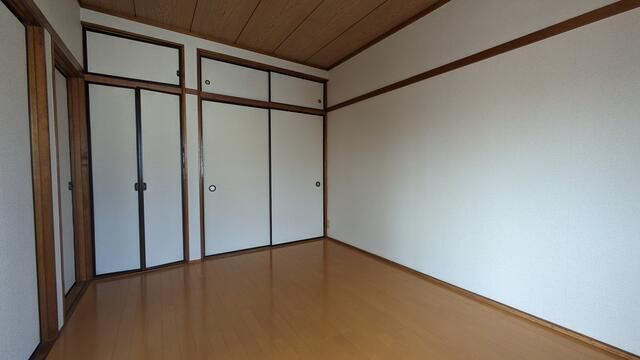 ��ʌ��������܎s�k��ޗǒ��̃A�p�[�g�̂��̑�