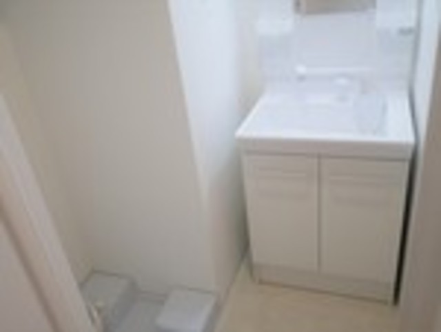 ��ʌ��������܎s�k��A�|���P���ڂ̃A�p�[�g�̐��ʏ�