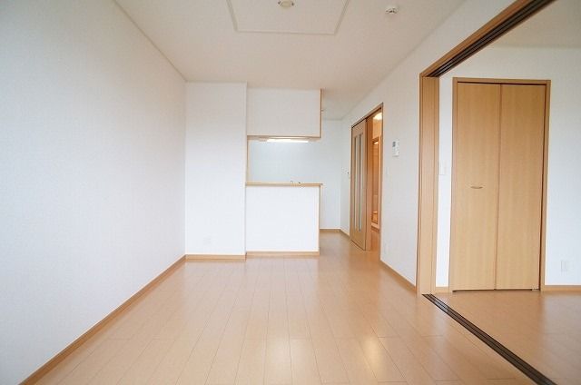 ��ʌ�����s�厚���s���̃A�p�[�g�̋��ԁE���r���O