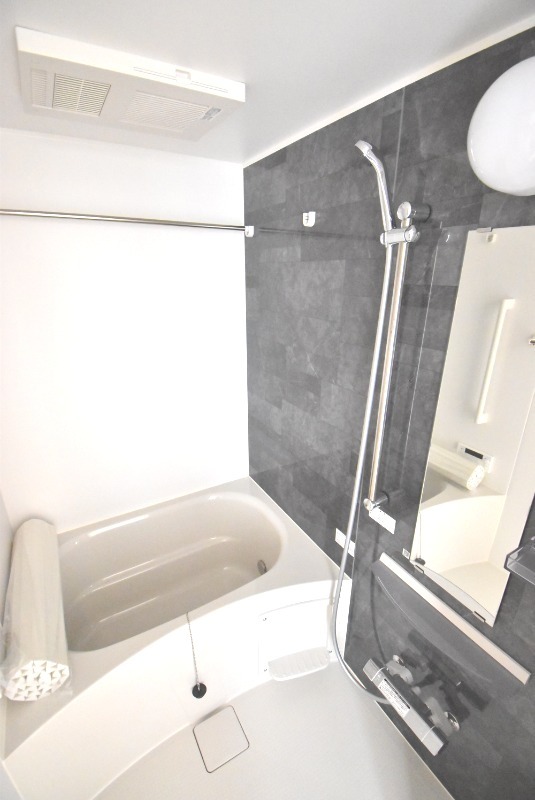 ��ʌ�����s�厚���s�g���̃A�p�[�g�̃o�X