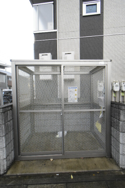 ��ʌ��������܎s������x�蒬�̃A�p�[�g�̂��̑�