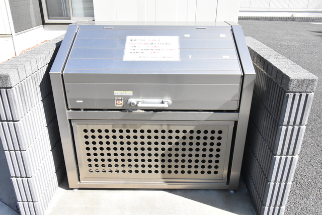 ��ʌ��������܎s�k��{�����S���ڂ̃A�p�[�g�̂��̑�