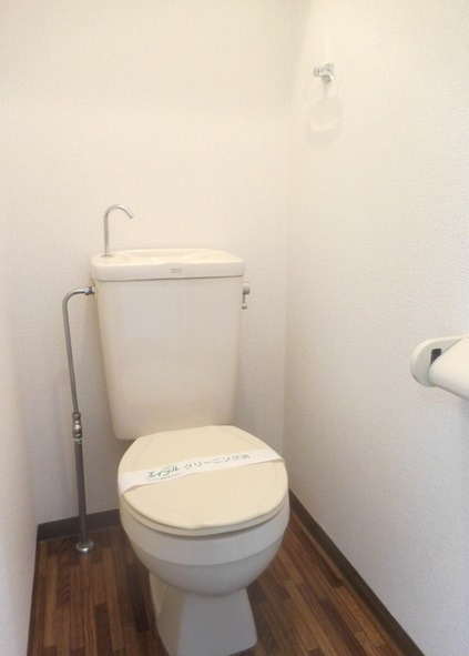 ��ʌ��������܎s�k��ޗǒ��̃A�p�[�g�̃g�C��