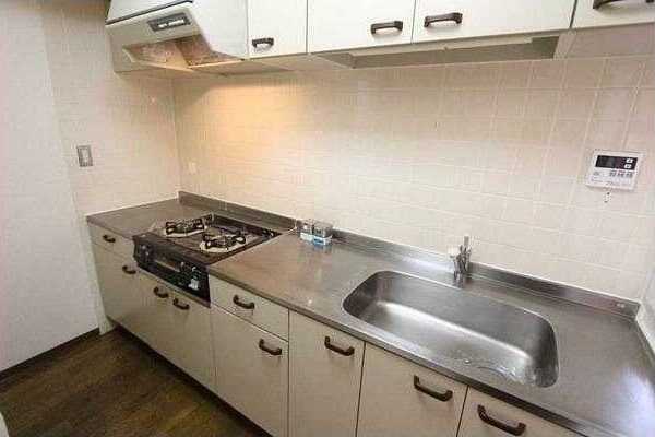 ��ʌ��������܎s���撆���P���ڂ̃}���V�����̃L�b�`��