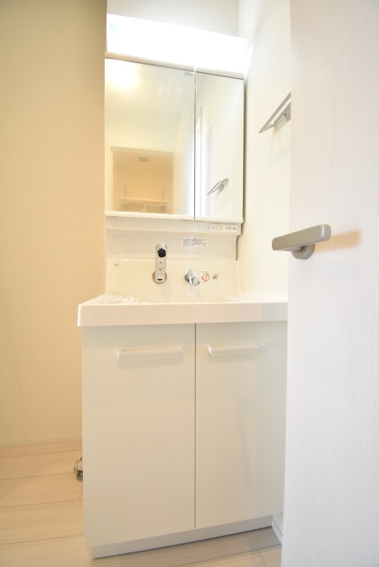 ��ʌ��������܎s�������J�Q���ڂ̃}���V�����̐��ʏ�