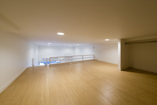 ��ʌ��������܎s��΋���̏o���̃A�p�[�g�̂��̑������E�X�y�[�X