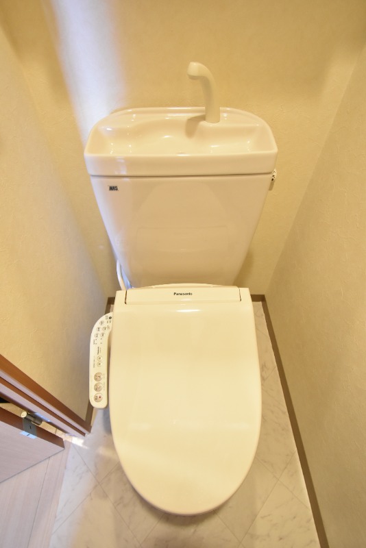 ��ʌ��z�J�s���C�N�^�E���P���ڂ̃}���V�����̃g�C��