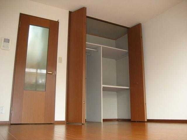 ��ʌ������s�����̃A�p�[�g�̂��̑������E�X�y�[�X