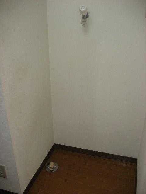 ��ʌ������s�����̃A�p�[�g�̂��̑��ݔ�