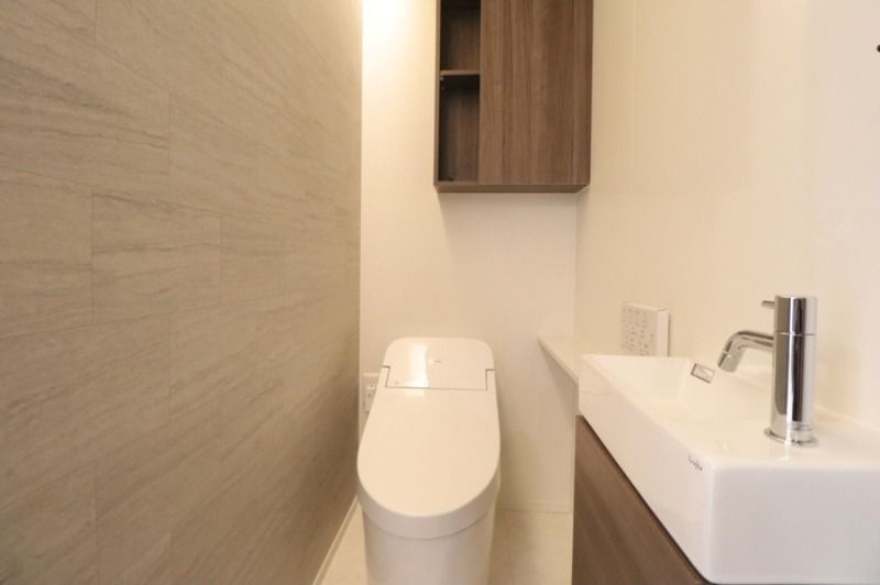 ��ʌ��z�J�s���C�N�^�E���Q���ڂ̃A�p�[�g�̃g�C��