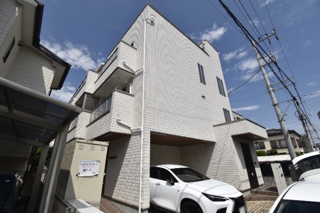 ��ʌ��������܎s������㗎���U���ڂ̃A�p�[�g�̌����O��