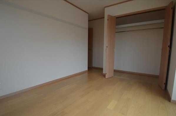 ��ʌ��z�J�s���z�J�U���ڂ̈�ˌ��Ă̎��[